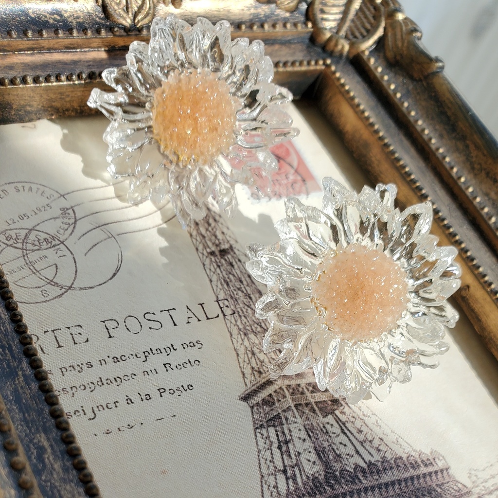 ひまわり　ピアス