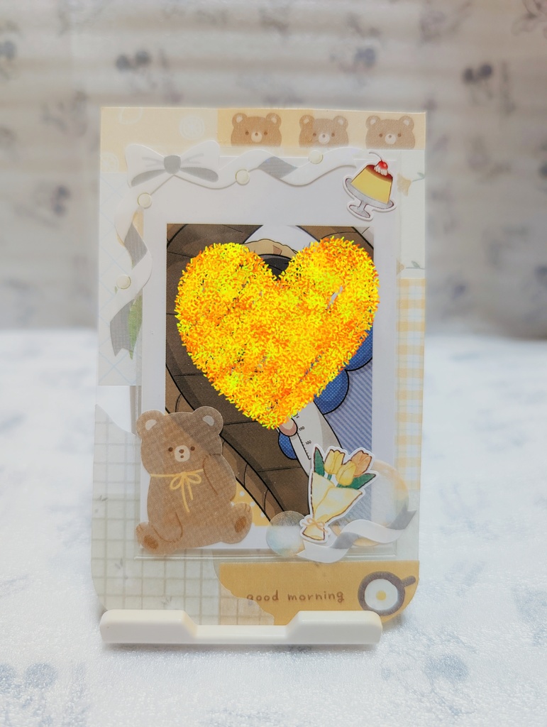 スマホに挟めるコラージュスリーブ