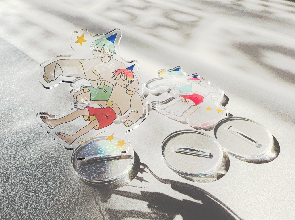 星の子　アクリルスタンド