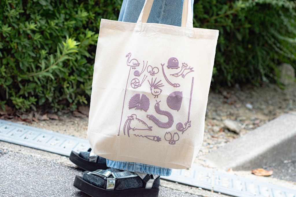 ヘンテコな動物のトートバッグ