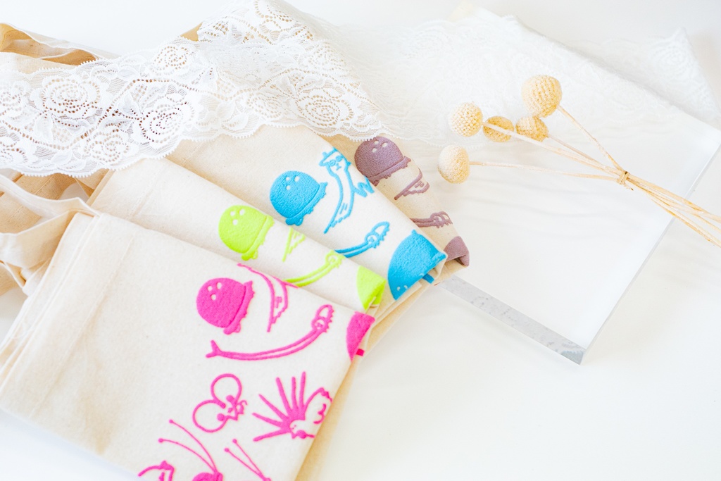 ヘンテコな動物のトートバッグ