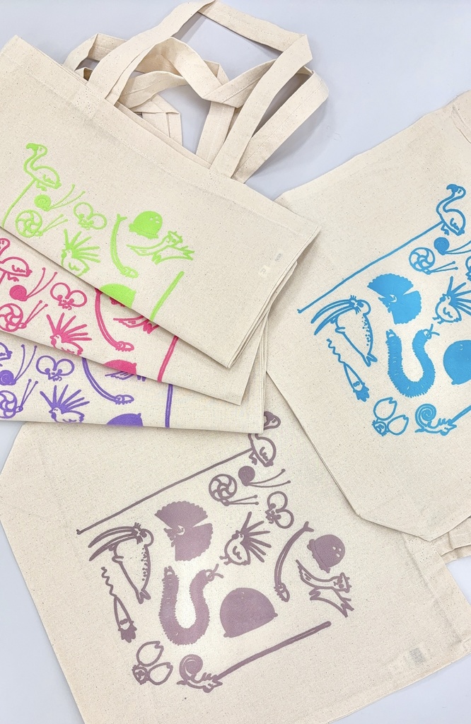 ヘンテコな動物のトートバッグ