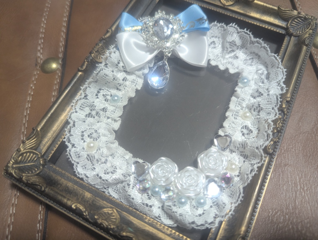 初 リーリヤ イメージカードケース