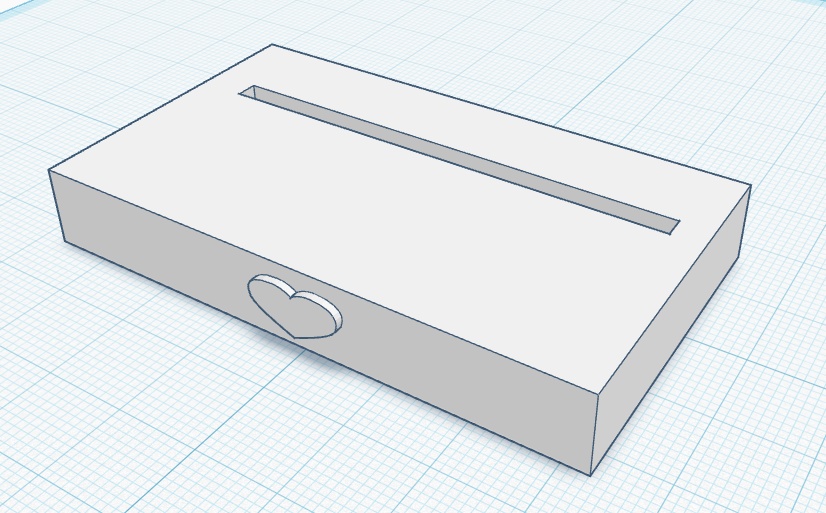 【推し活】さりげないハート付きトレカスタンド（STLデータ）