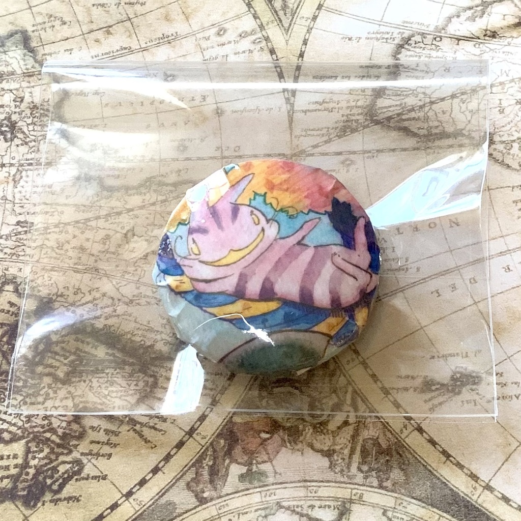 手作りぷっくり缶バッジ　〜チェシャうさ〜