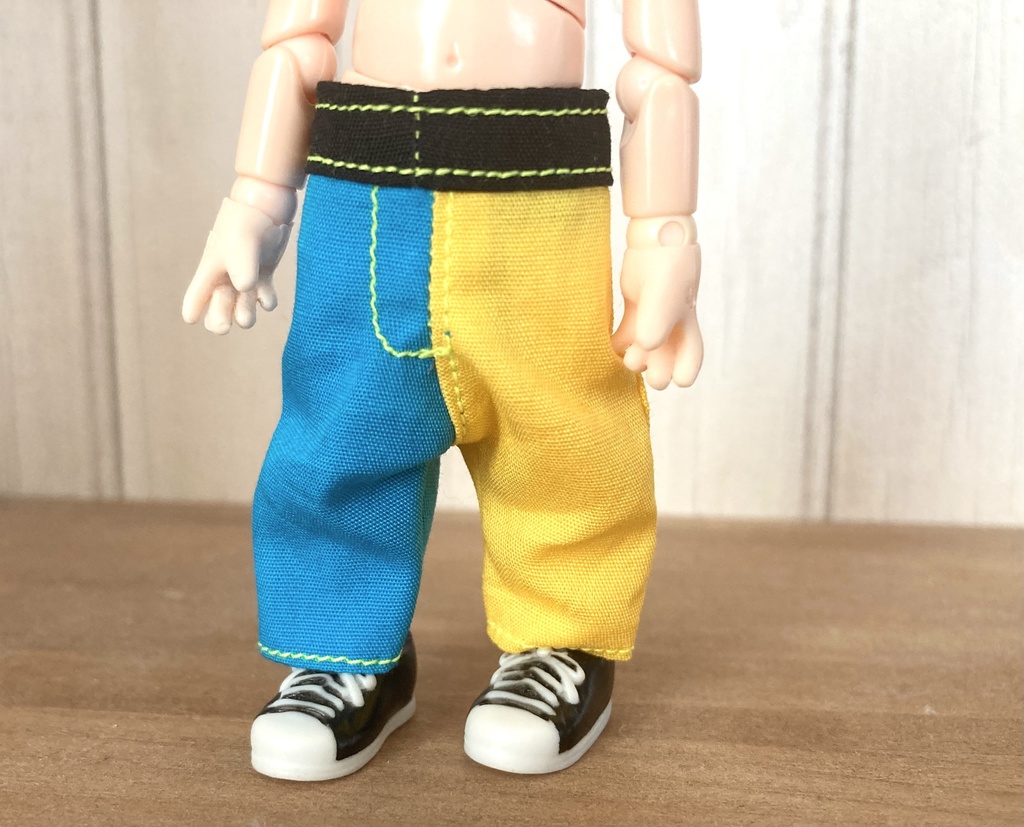 オビツ11 ・ねんどろいどどーる用 バイカラーパンツ