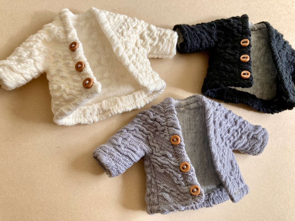 オビツ11 ケーブル編み風カーディガン