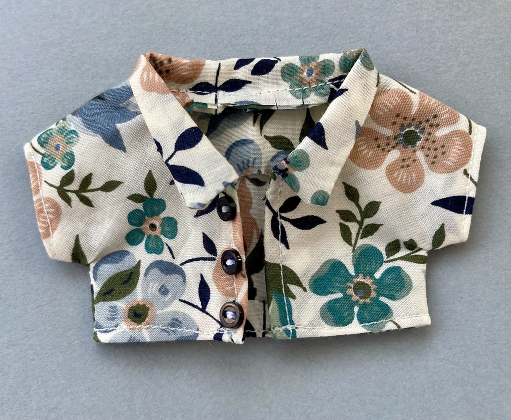 12センチぬい　花柄シャツ