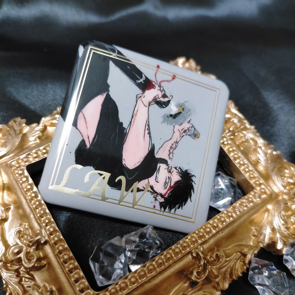 トラファルガー•ロー 缶バッジ ホログラム 金