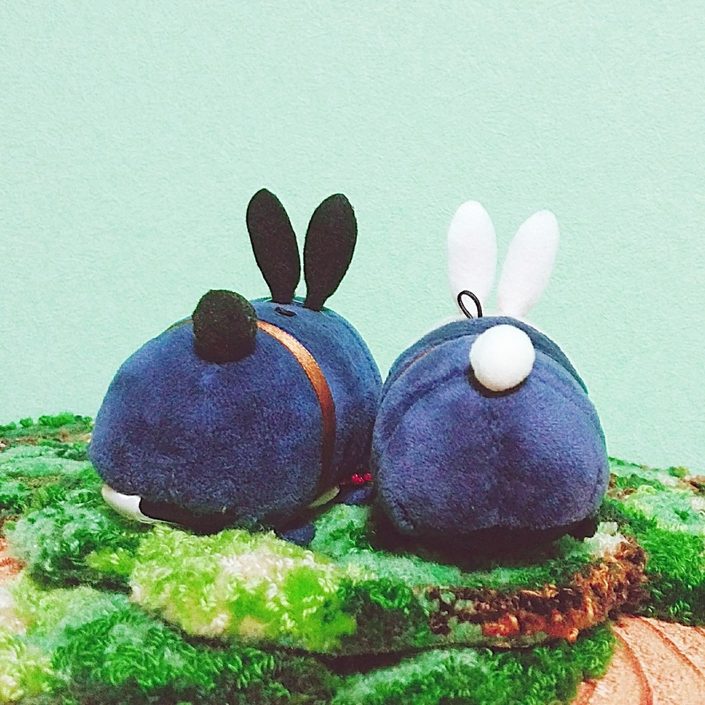 ぴょっこりうさ耳と尻尾のセット