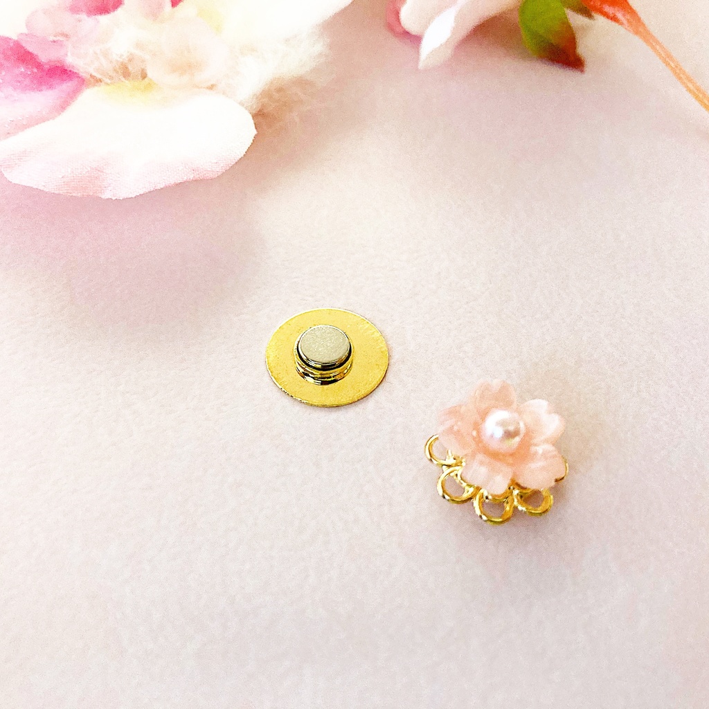 春を知らせる妖精の羽