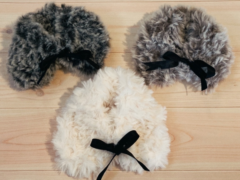 フェイクファーのもこもこケープ/ベレー帽