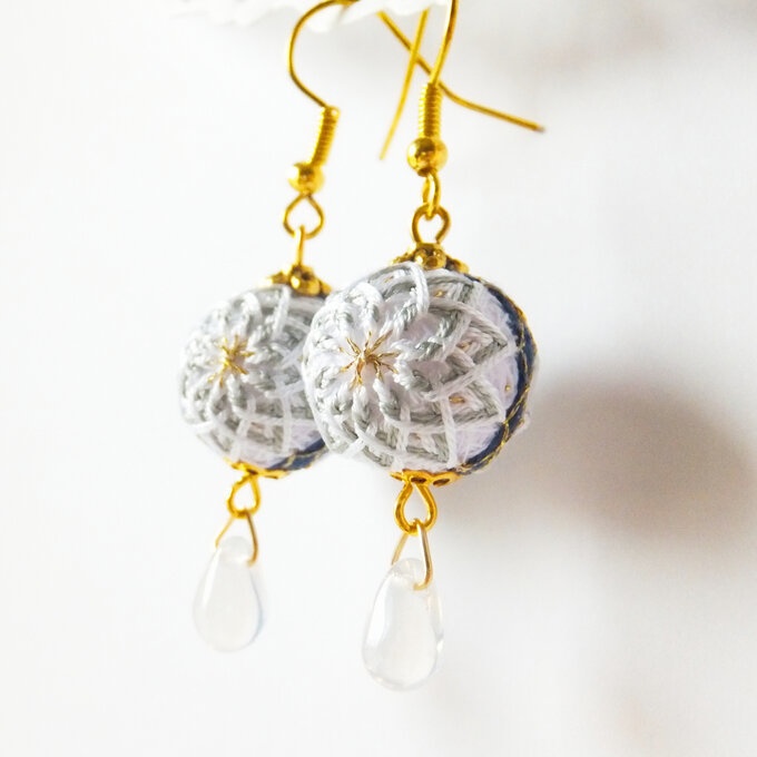 加賀てまり 鶴丸国永モチーフ*手毬耳飾り