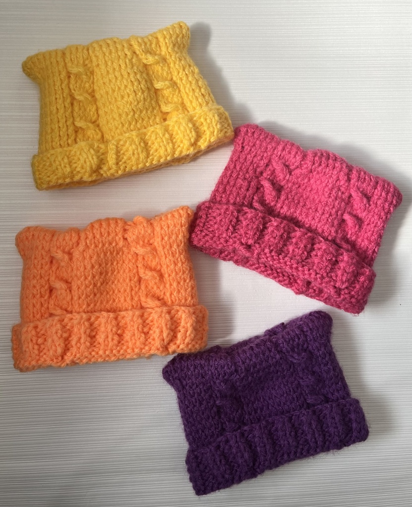 猫耳ニット帽（黄色、オレンジ、ピンク、紫）