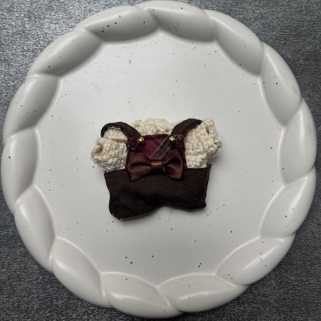 【ちびぐるみ用】茶色チェックのオーバーオールコーデ