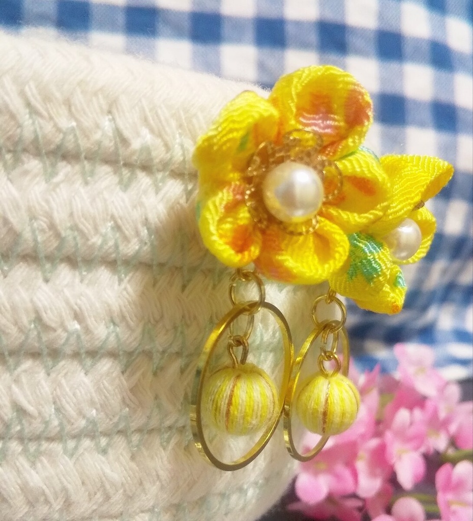 * fiore * * bright yellow * 【ピアスのみ】