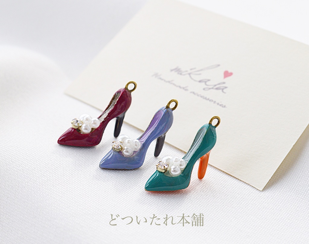 🎤 ヒール👠イメージキーホルダー