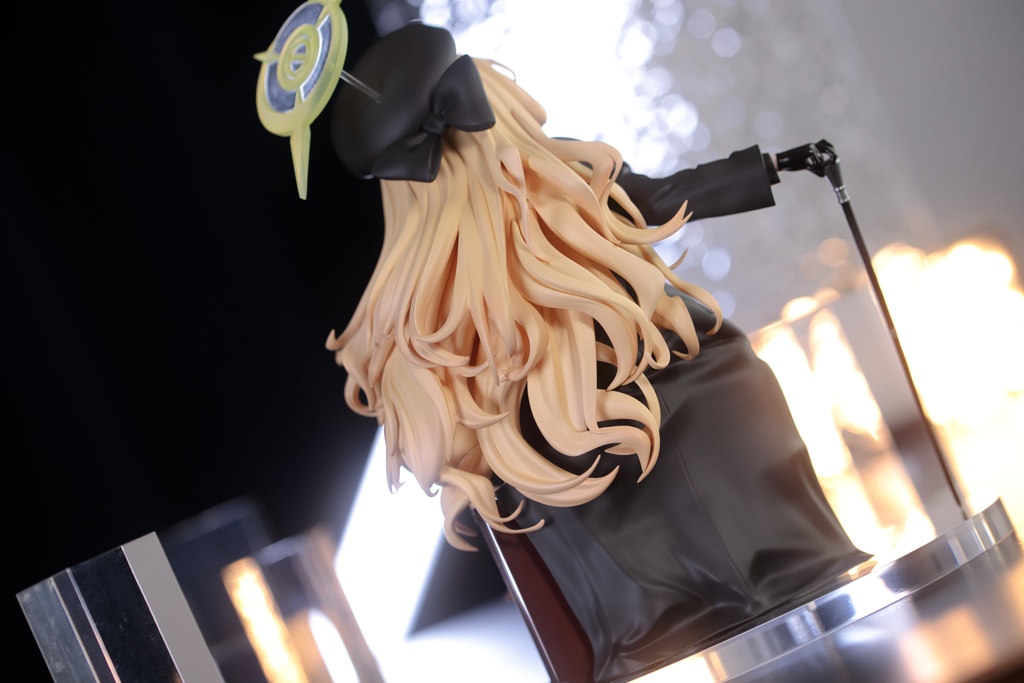 ニヤニヤ教授 1/7スケール ガレージキット