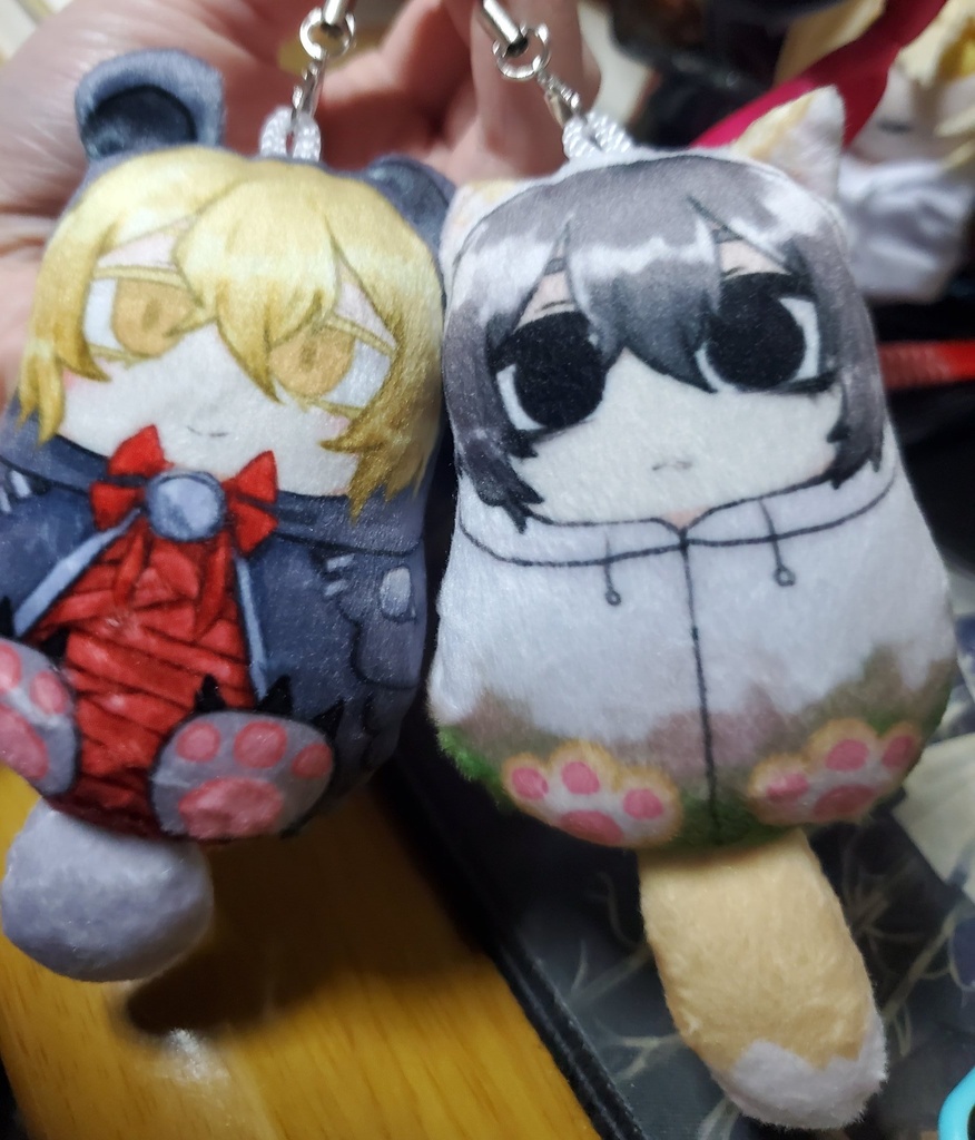 【ぷにぷにクッション】呪いの釘シンクレア・狐雨イサン 耳と尻尾つきクッション【キーホルダー】