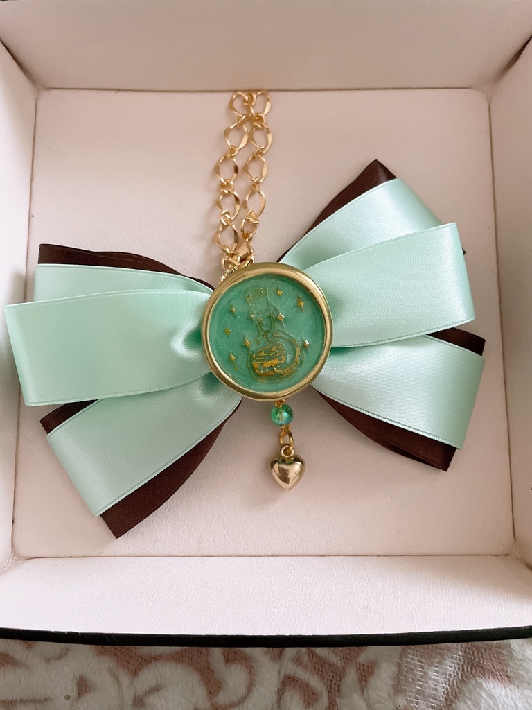 概念リボンバックチャーム