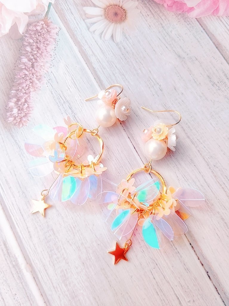 ☆ 値下げ☆ 非公式 第五人格 星座シリーズ 女子サバイバー イヤリングピアス