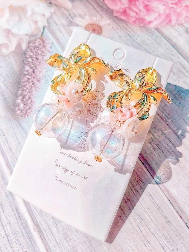 ☆ 値下げ☆ 非公式 第五人格 血の女王 レディベラ モチーフ ピアス