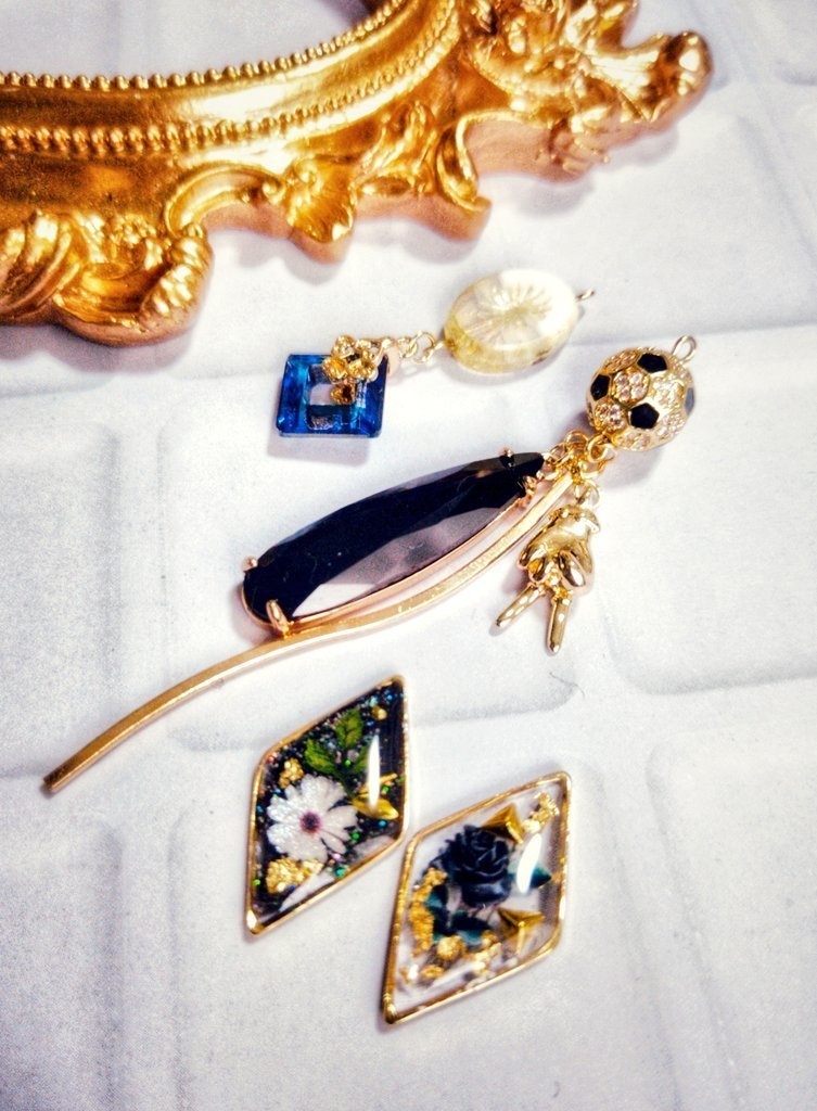 2/12青春エゴイズム頒布予定 非公式 ブルーロック キャラクター モチーフ イヤリングピア