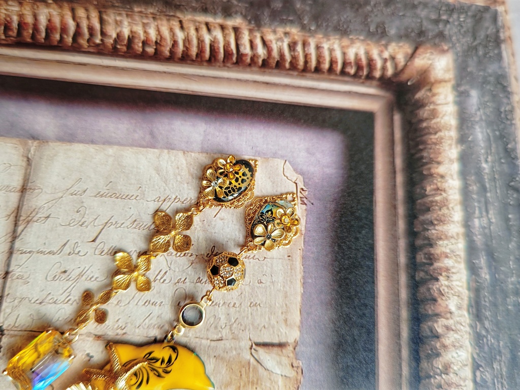 7/27 更新 8/25青春エゴイズム先行頒布 ブルーロック キャラクター イヤリングピアス