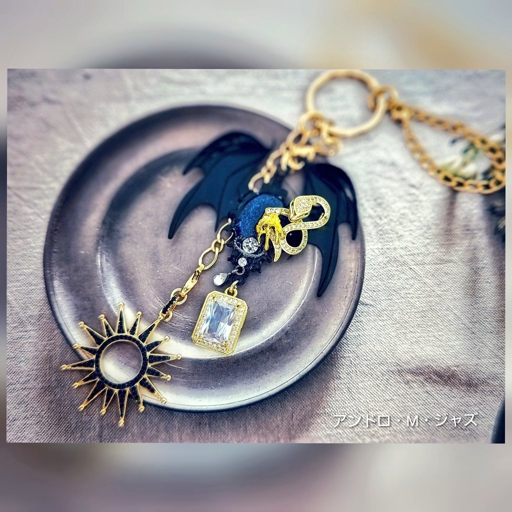 SALE始めました!! 非公式 魔入りました入間くん モチーフ バッグチャーム/キーホルダー