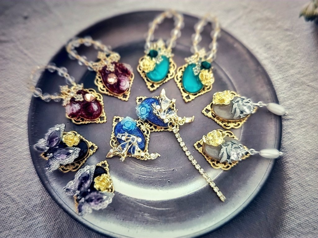 SALE始めました!! 非公式 ブルーロック でびるver. イヤリング