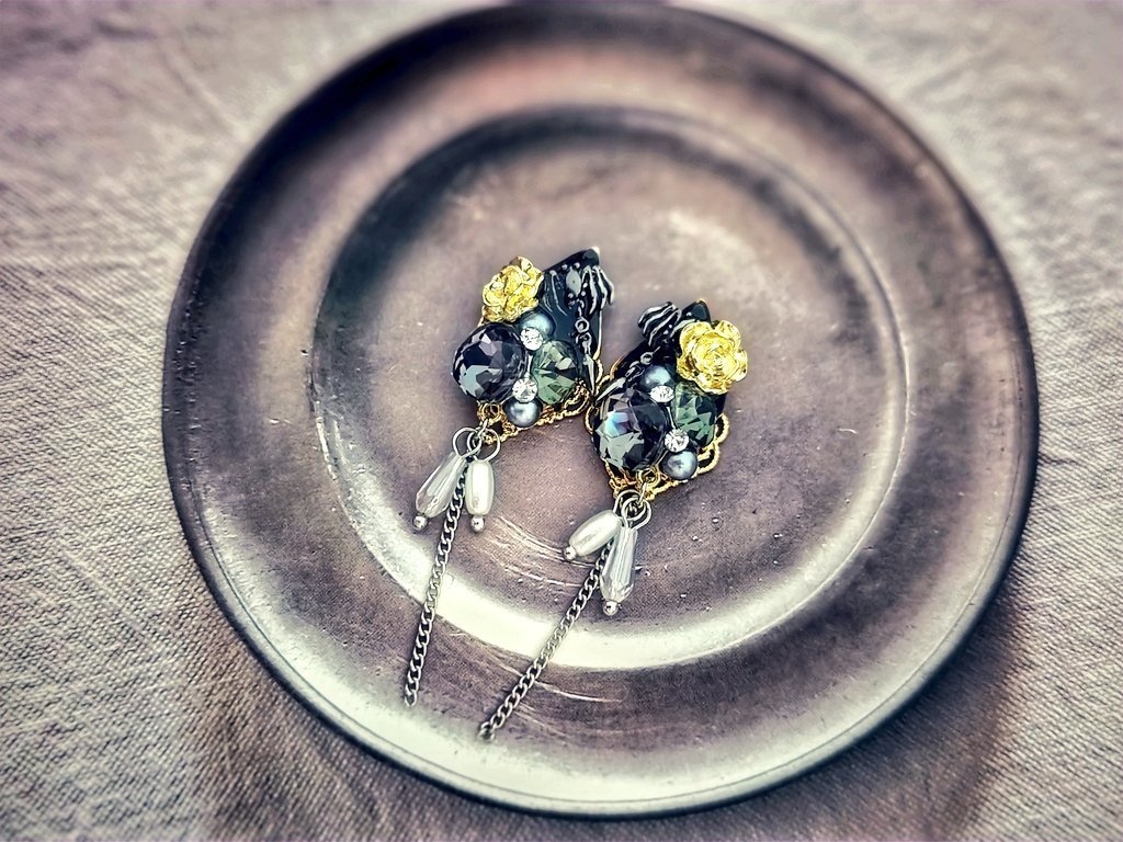 SALE始めました! 非公式 第五人格 キャラクター イヤリングピアス