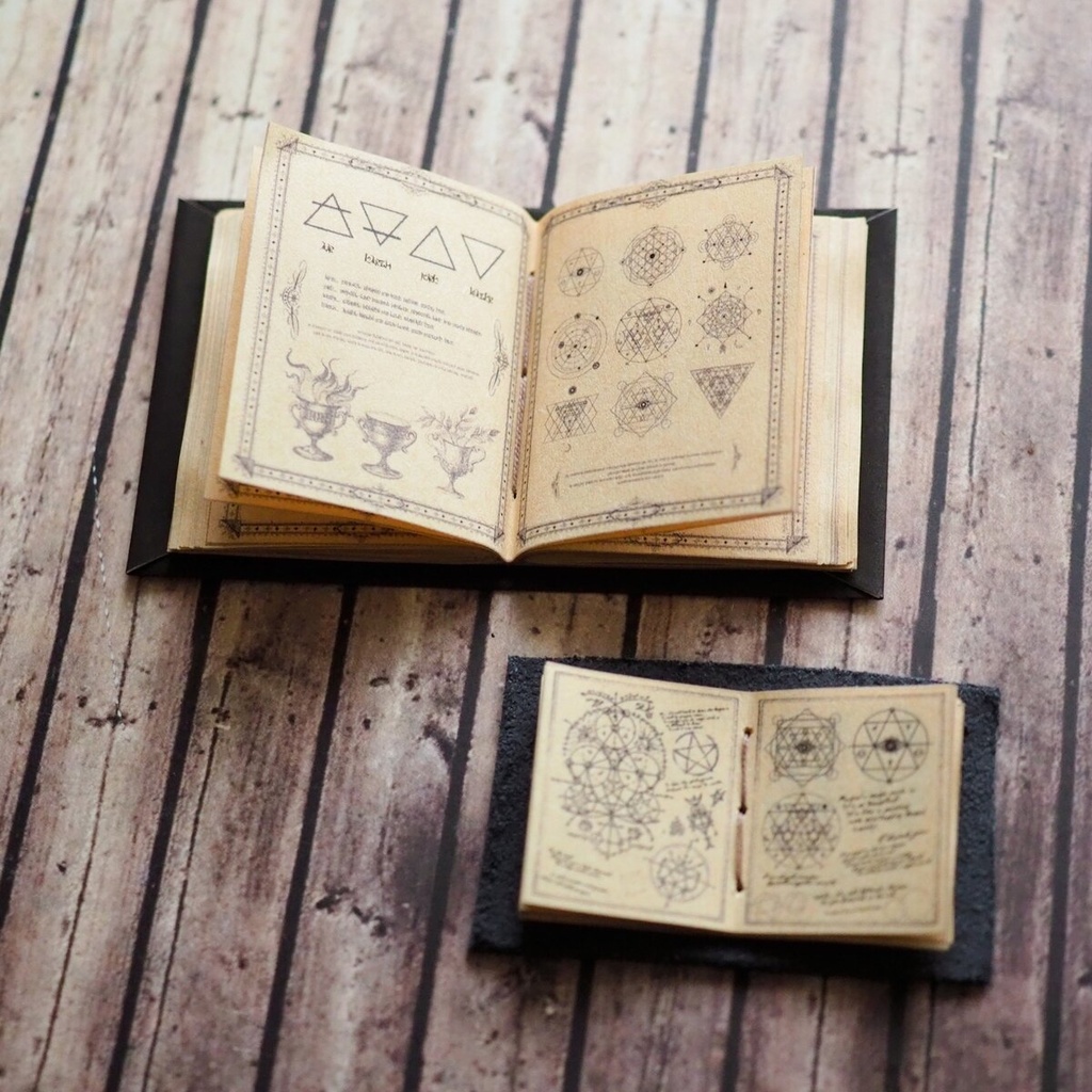 開き豆本「大魔女の教え」