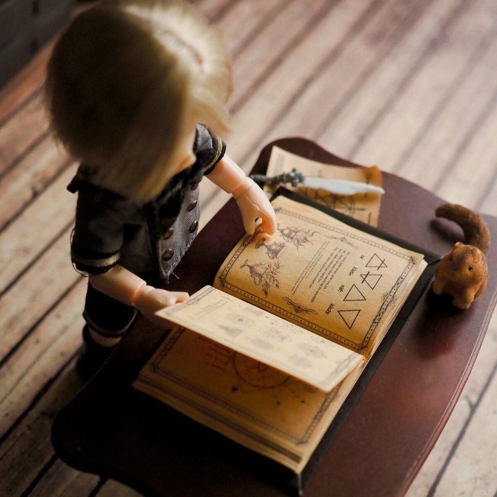 開き豆本「大魔女の教え」