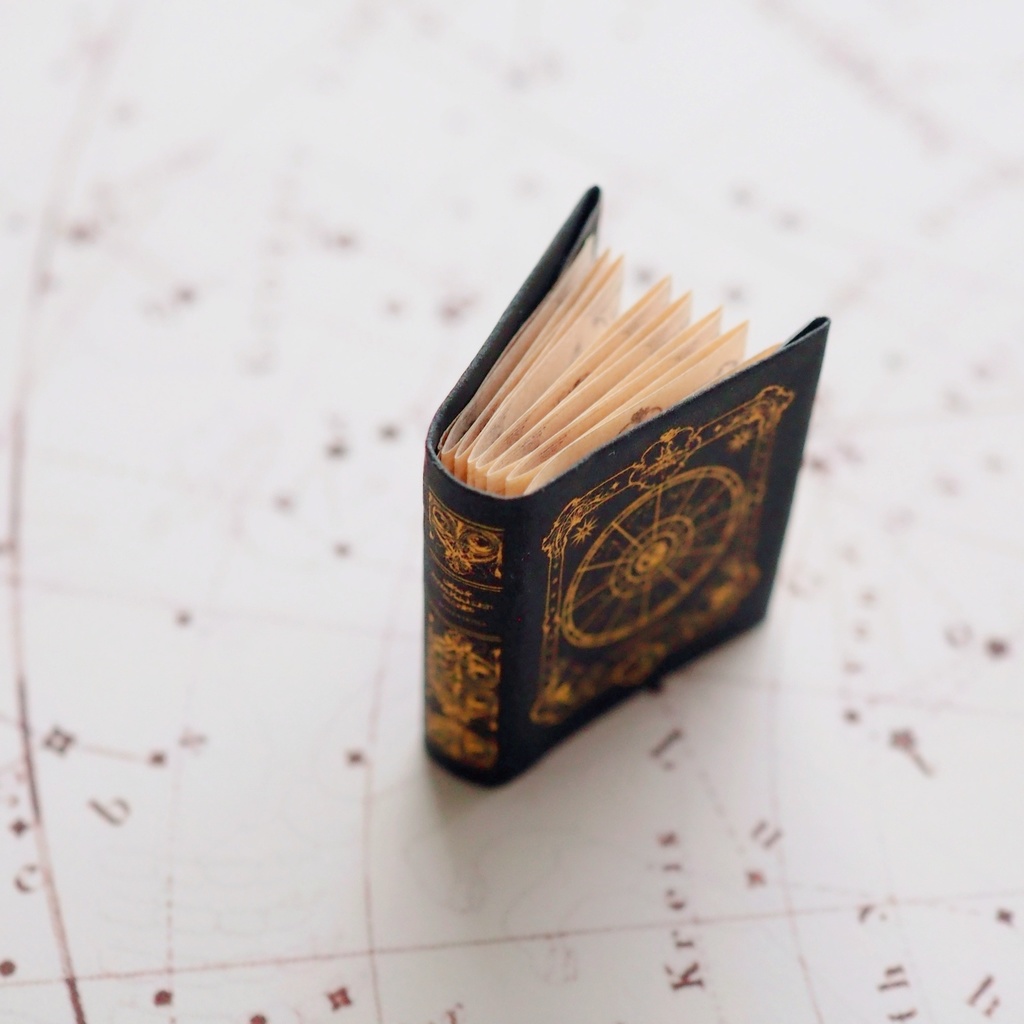 豆本「十二星座神話集」