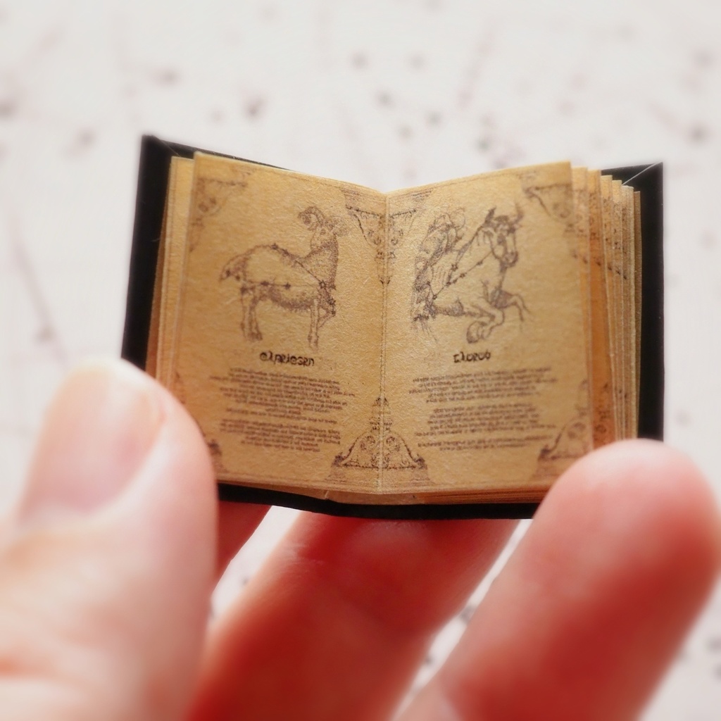 豆本「十二星座神話集」