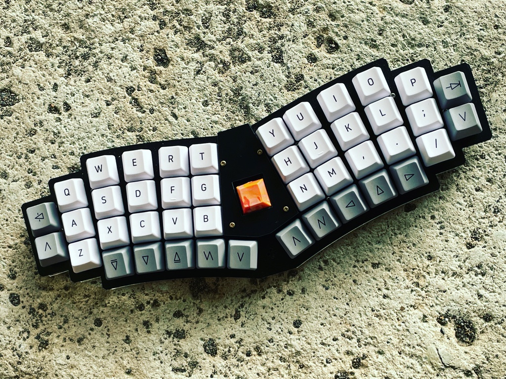 Radialex 自作キーボードキット