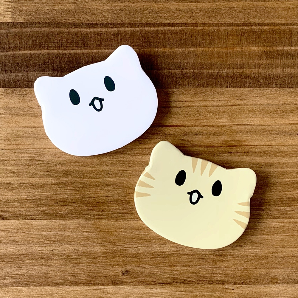 ねこ型 缶バッジ