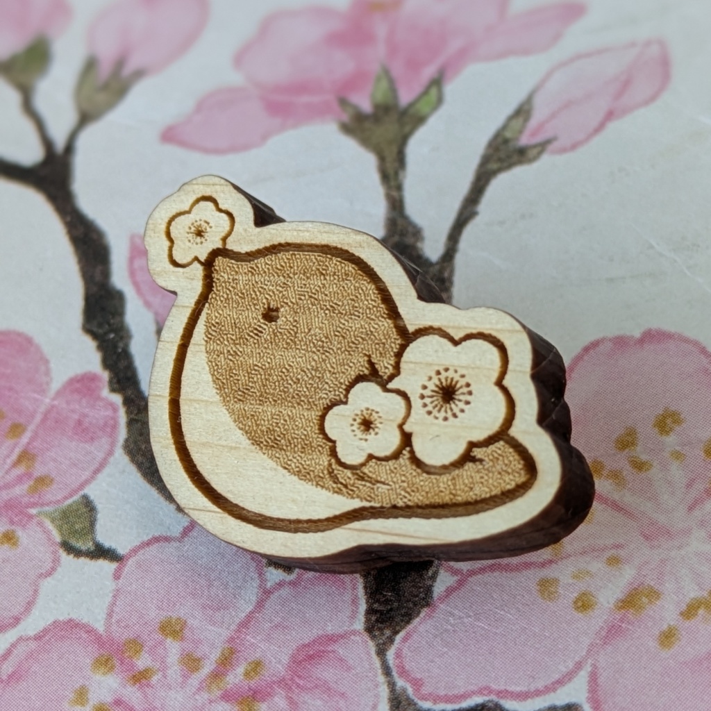 とりとおだんごブローチ