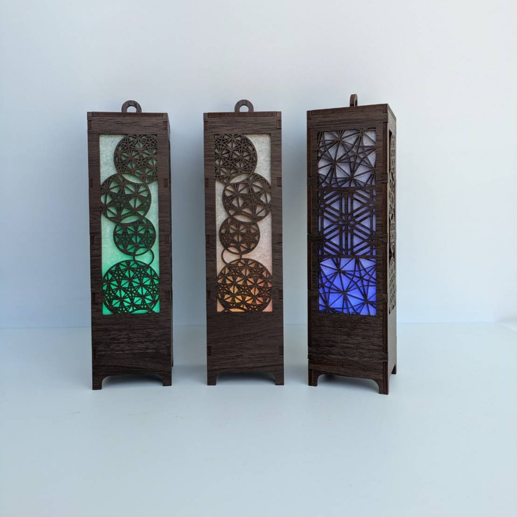 月影灯籠 ~重ね竜胆と胡麻紋様~