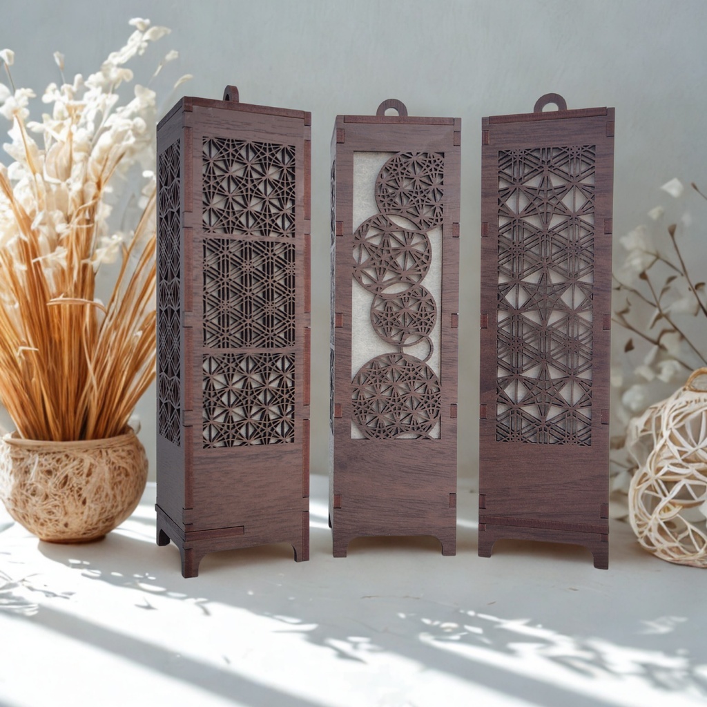 月影灯籠 ～重ね竜胆と胡麻紋様～