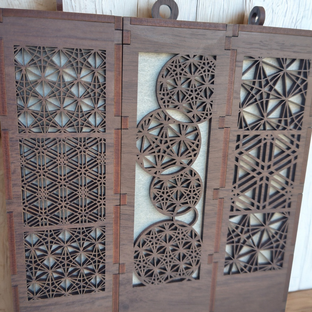 月影灯籠 ~重ね竜胆と胡麻紋様~