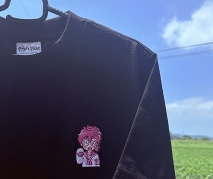 ひがしやしき　半袖刺繍Tシャツ