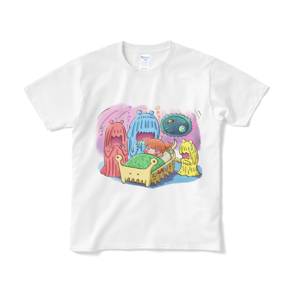 三匹の宇宙グマに囲まれている子 Tシャツ
