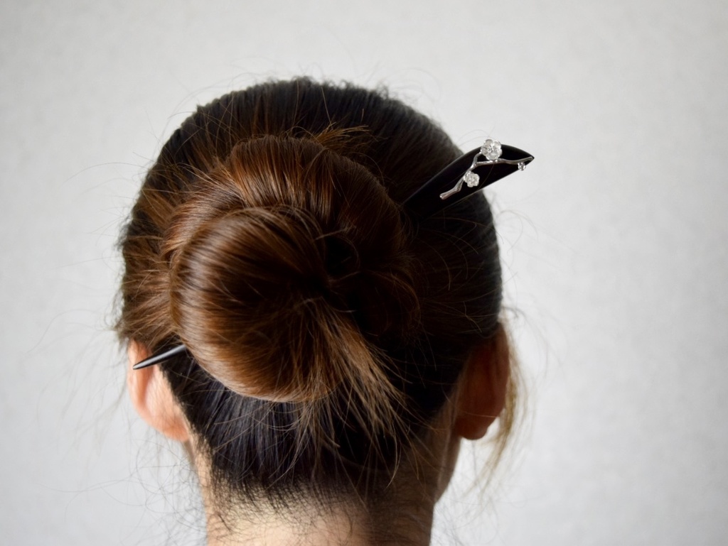 梅の花の簪 黒檀 着物 かんざし シルバー K005