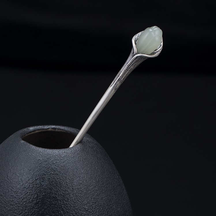 ハクモクレンのかんざし 簪 はな ネフライト ギフト K032