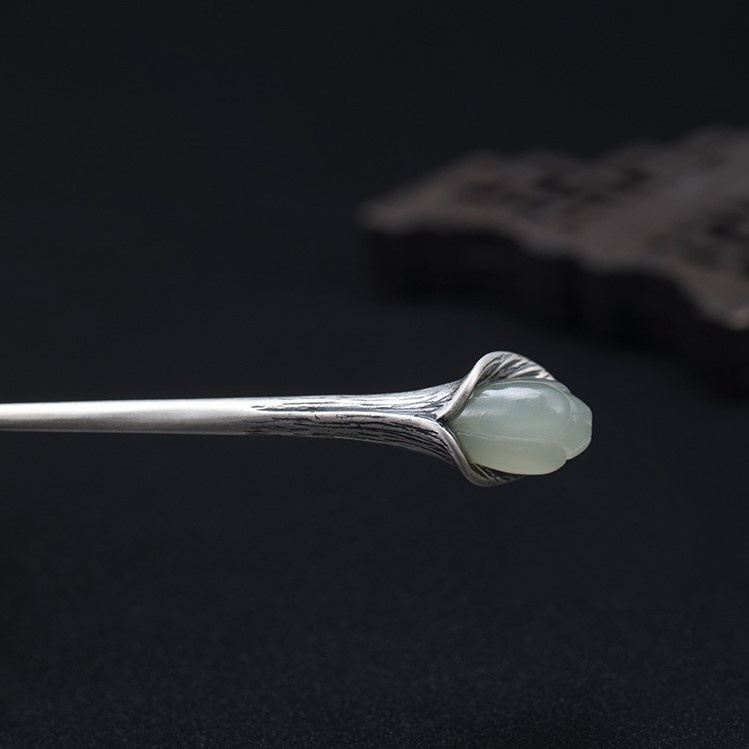 ハクモクレンのかんざし 簪 はな ネフライト ギフト K032