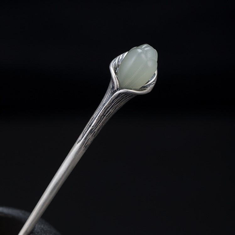 ハクモクレンのかんざし 簪 はな ネフライト ギフト K032