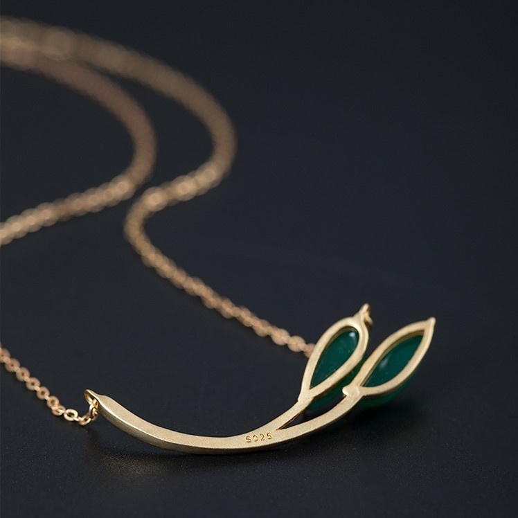 葉っぱのペンダント プレゼント ご褒美 N038