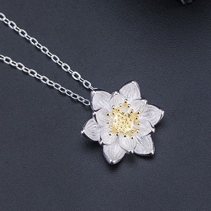 蓮の花のペンダント プレゼント ご褒美 N040