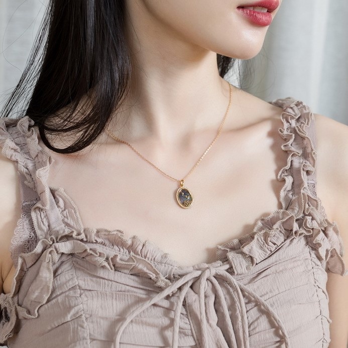 梅の花のペンダント瑪瑙 プレゼント ご褒美 N039